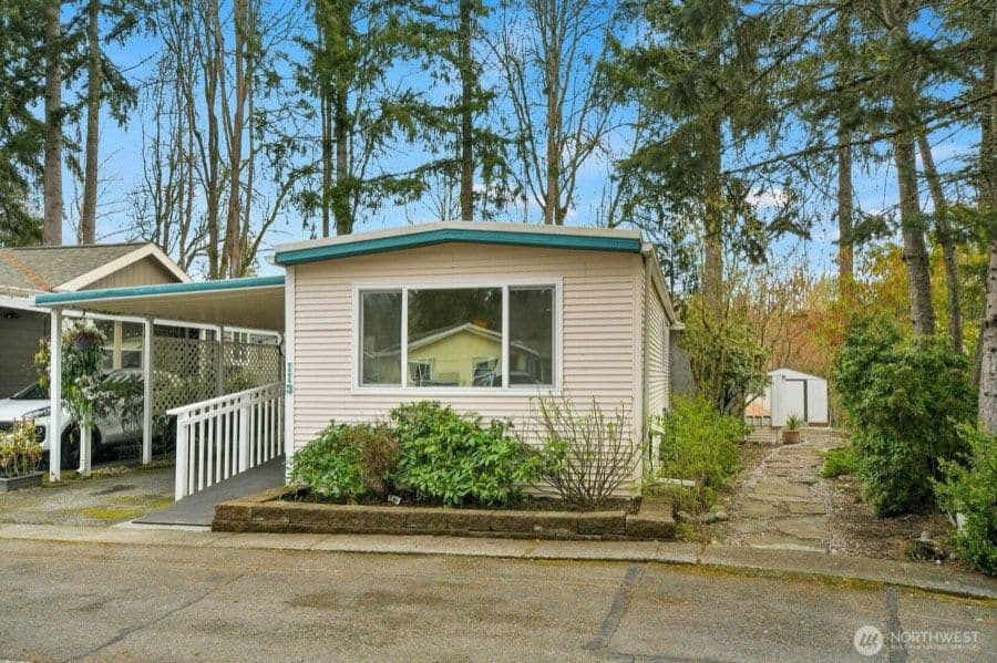 18425 NE 95th St 113, Redmond