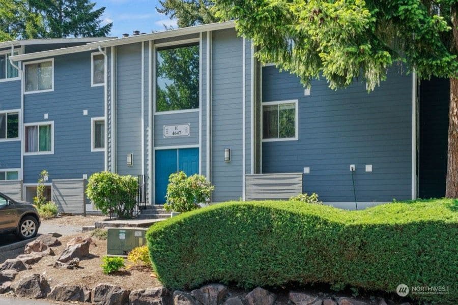 4647 W Lake Sammamish Parkway SE E105, Issaquah